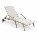 Tumbona de aluminio con tela sintética beige